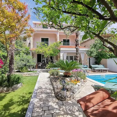 Vojnovic Villa *